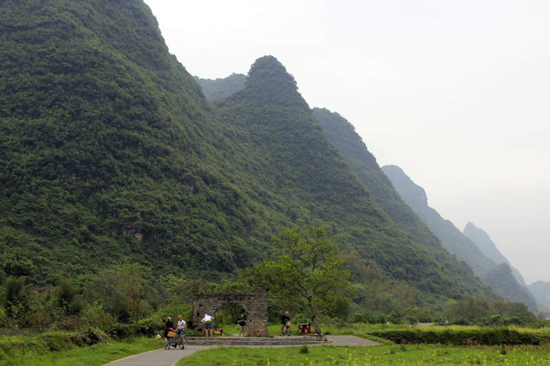 2017-04-10_125910 china-2017.jpg - Yangshuo - Radtour Yulong-Fluss